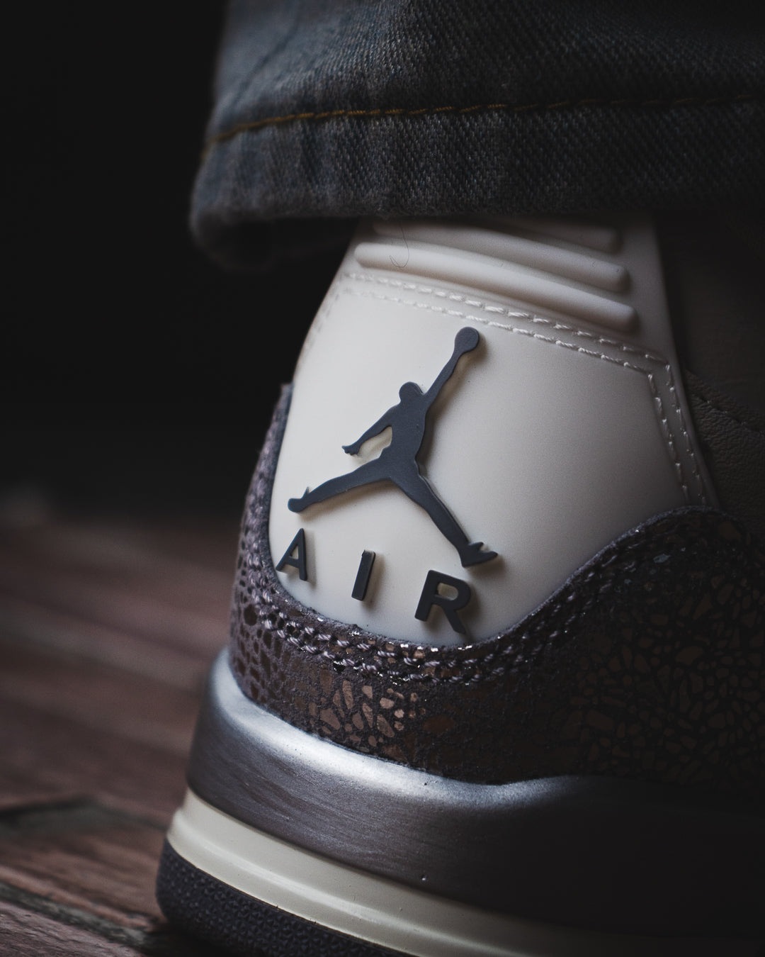 Nike Air Jordan 3 Retro "Cement Grey"