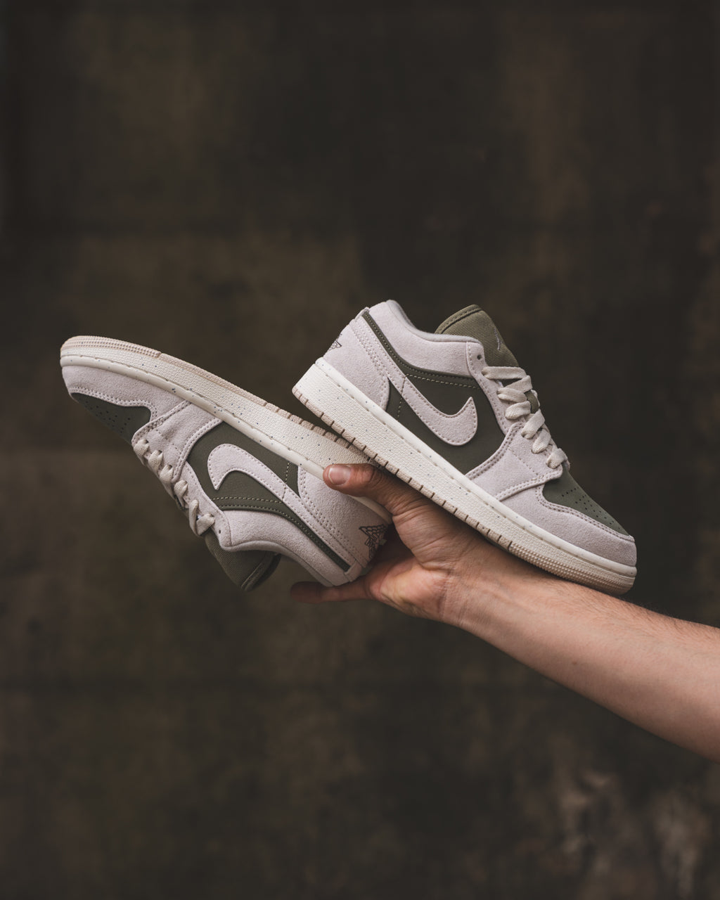 Air Jordan 1 Low SE "Medium Olive"