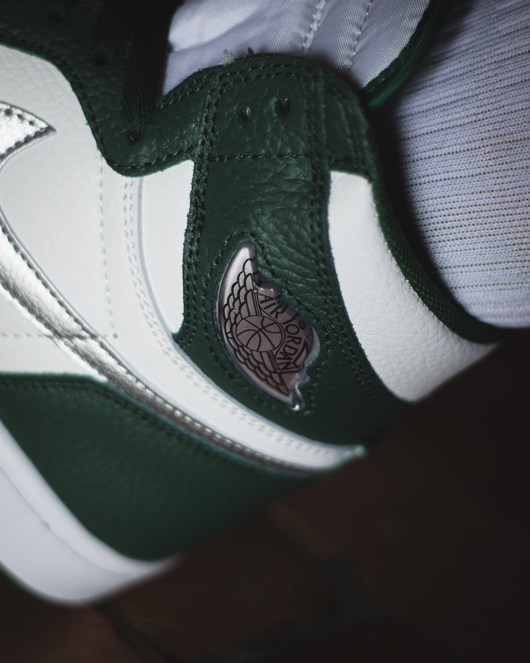 Air Jordan 1 Retro High OG "Gorge Green"