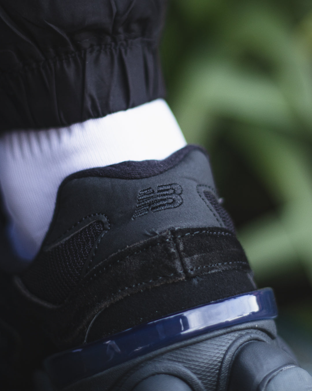 New Balance 9060 “Triple Black”