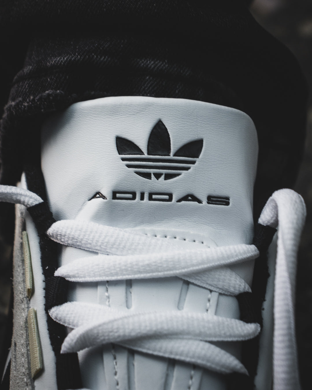 Adidas Adi2000 “White Black”
