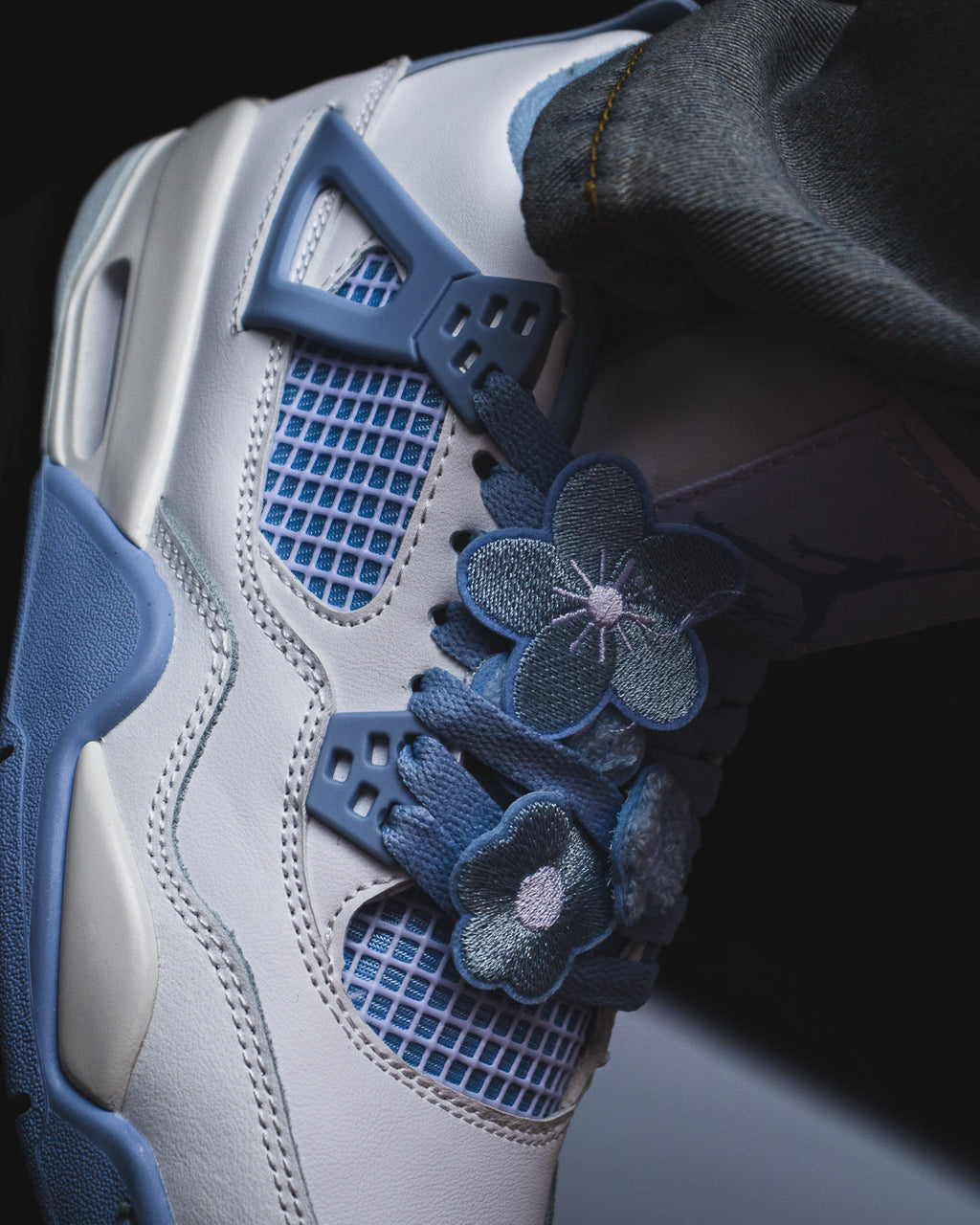 Air Jordan 4 Retro "Forget Me Not"
