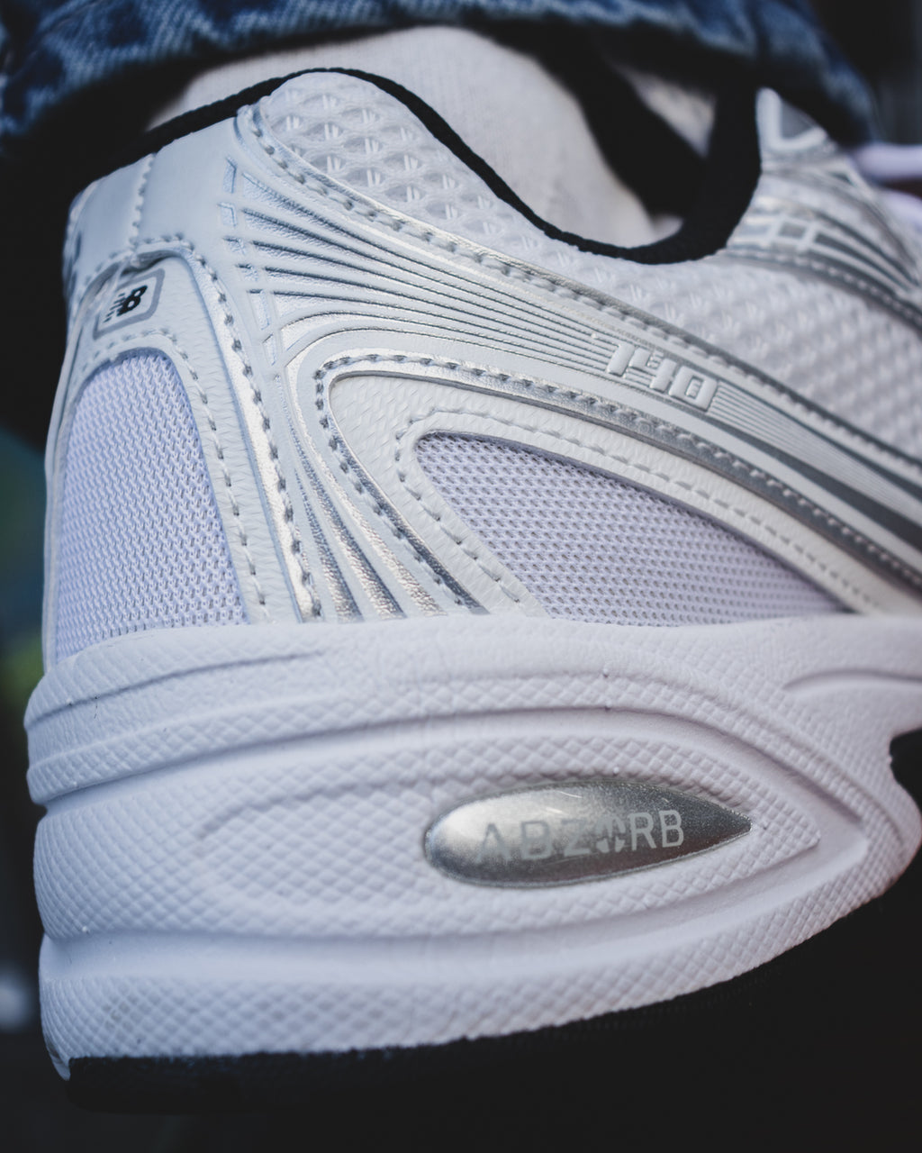 New Balance 740