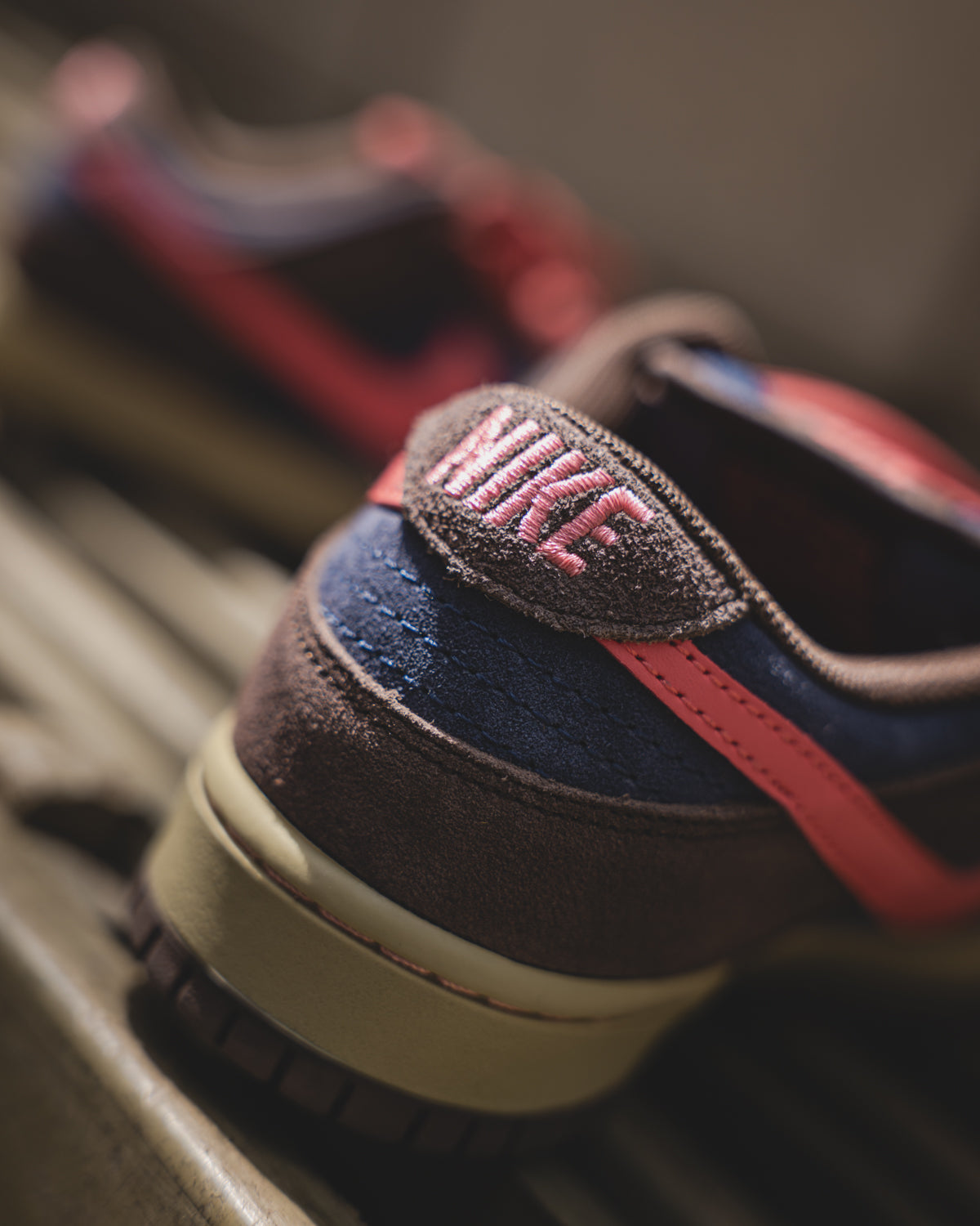Nike SB Dunk Low Pro Baroque Brown, Adobe y Midnight Navy