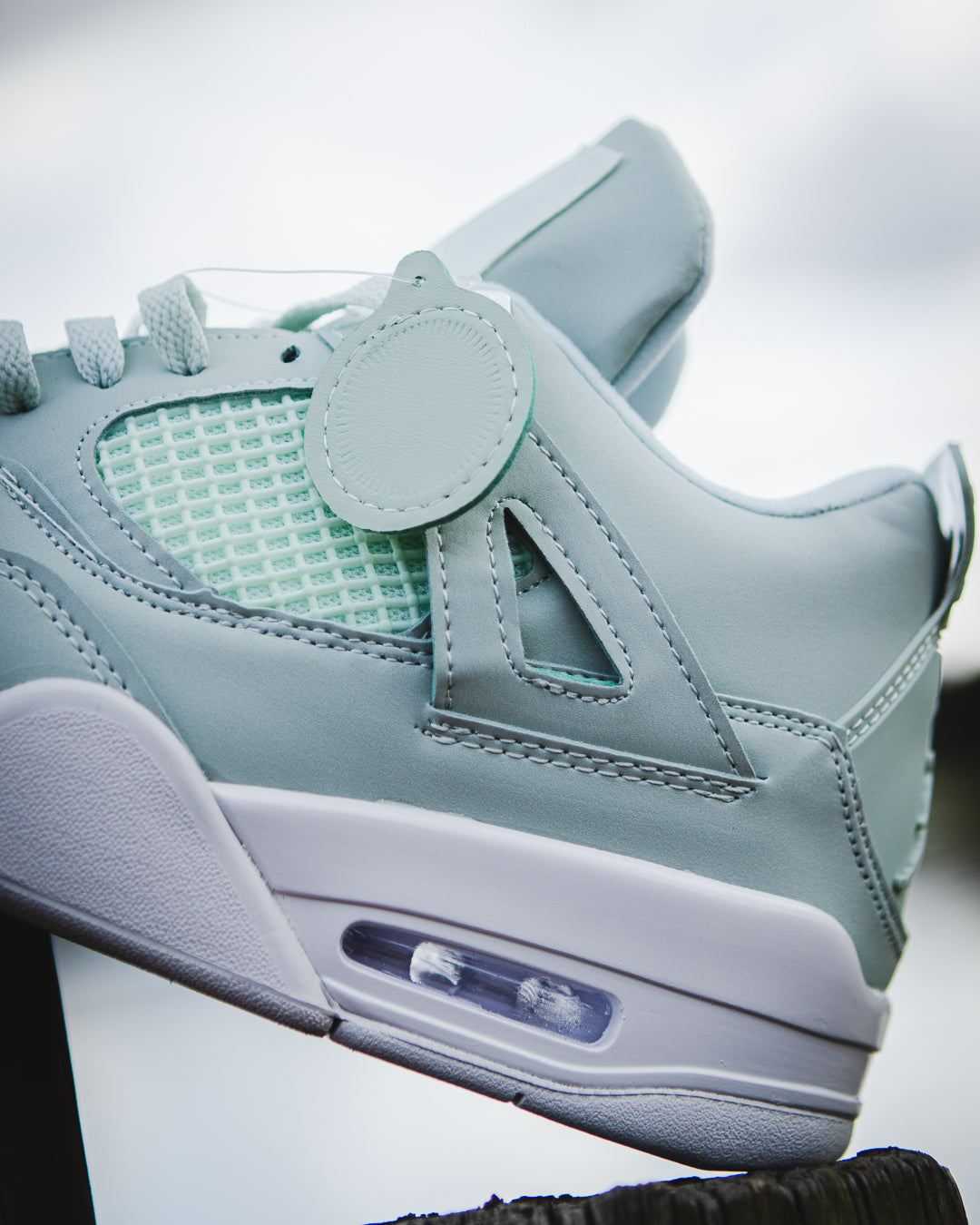 Jordan 4 Retro "Seafoam Sail"