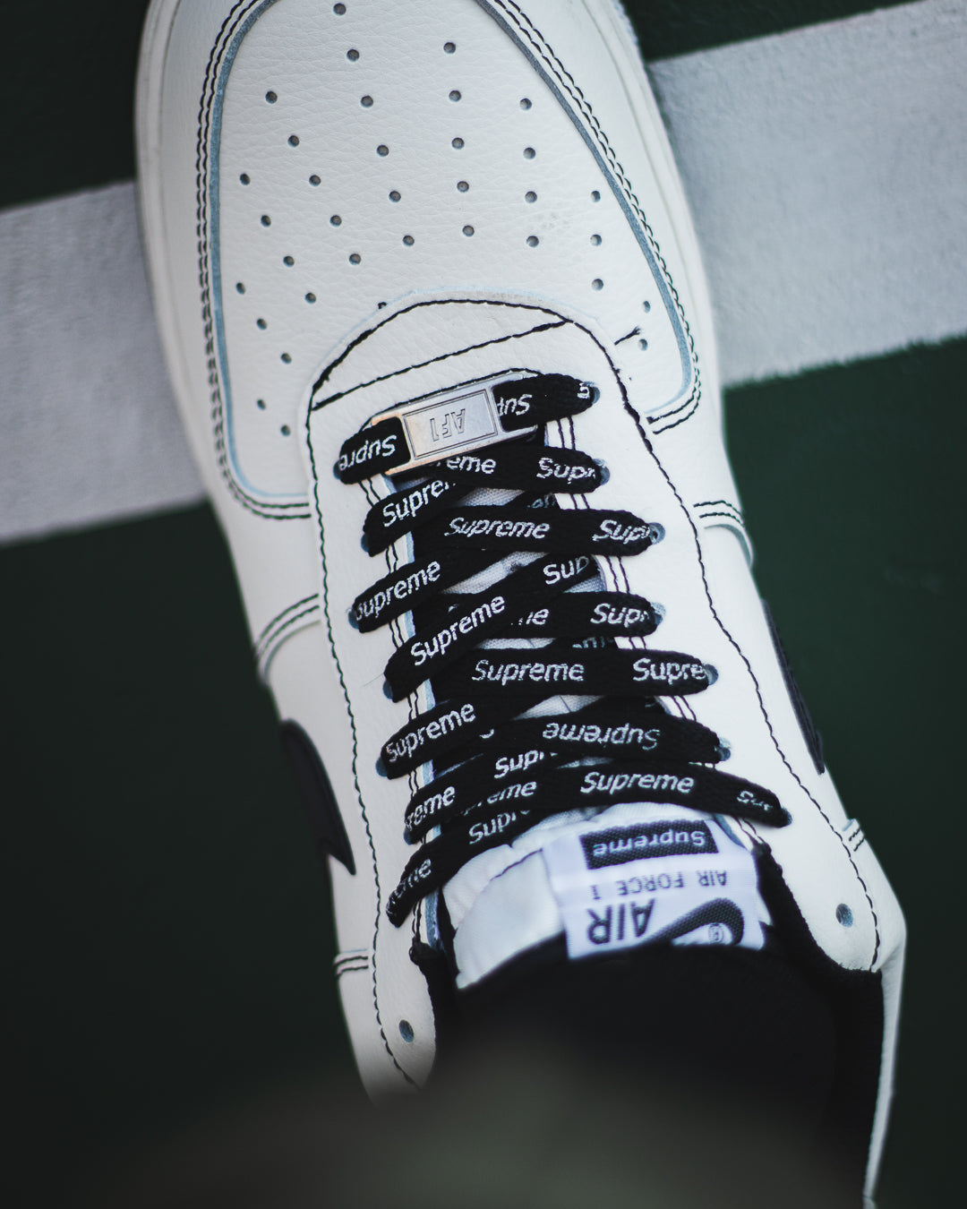 Supreme x Nike Air Force 1 Low