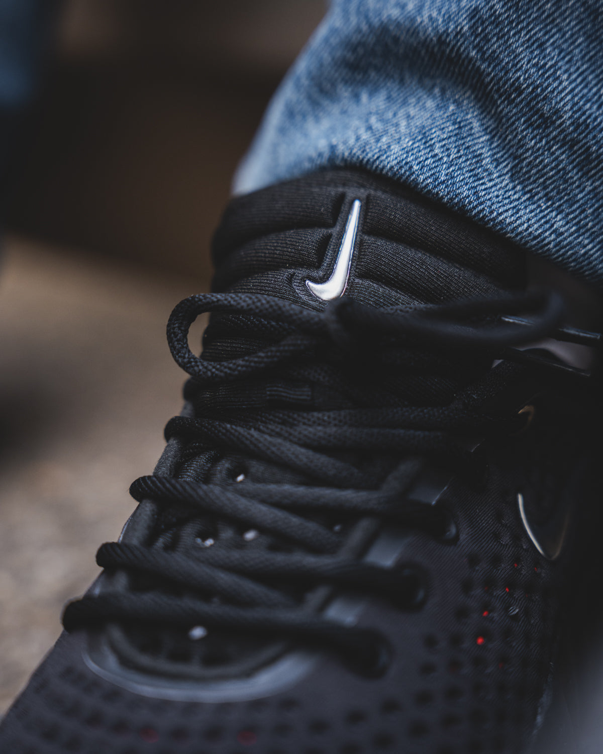 Nike Mind 002  "Black/Hyper Crimson"