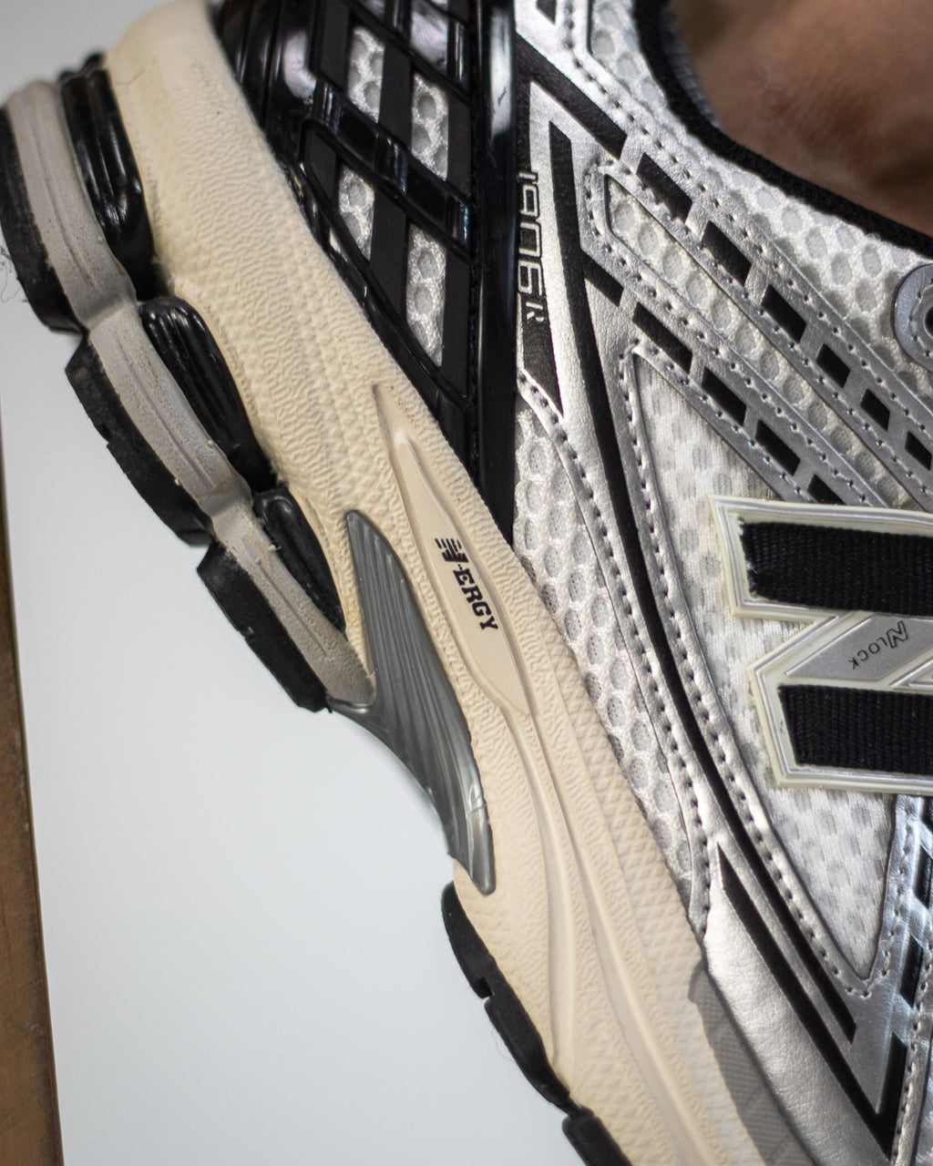 New Balance 1906r “Silver Metallic/Black”