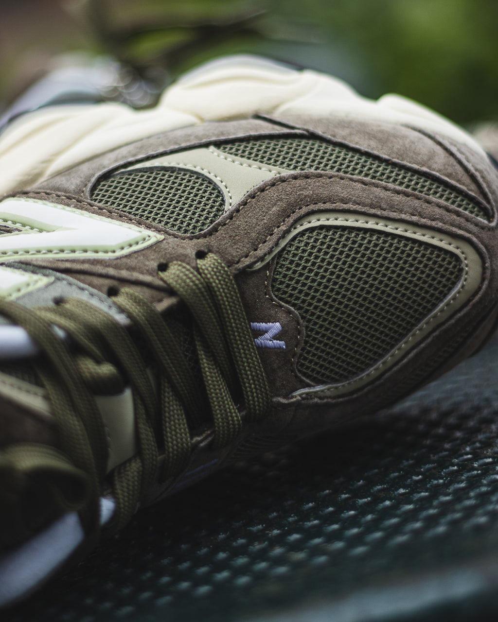 New Balance 9060 “Dark Camo/Dark Olive/Sandstone”