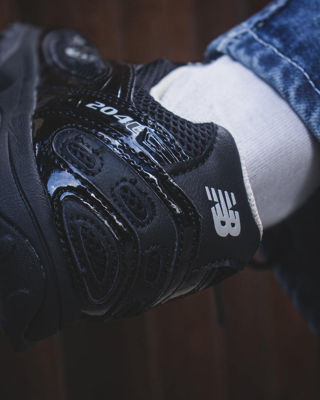 New Balance 204L Black Timberwolf