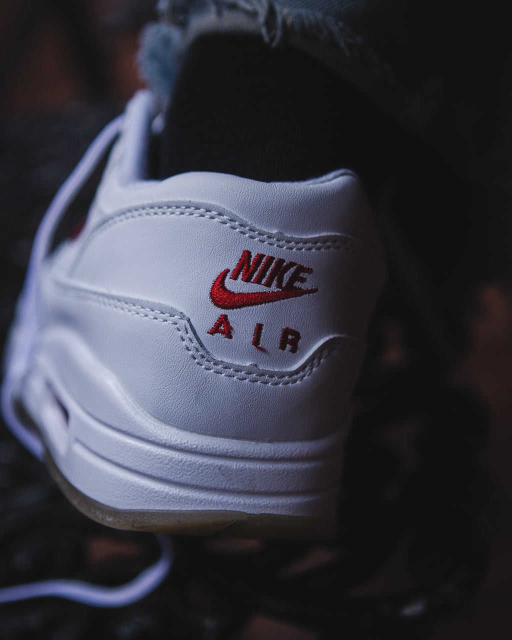 Nike Air Max 1 Premium SC Jewel 'White Red'.