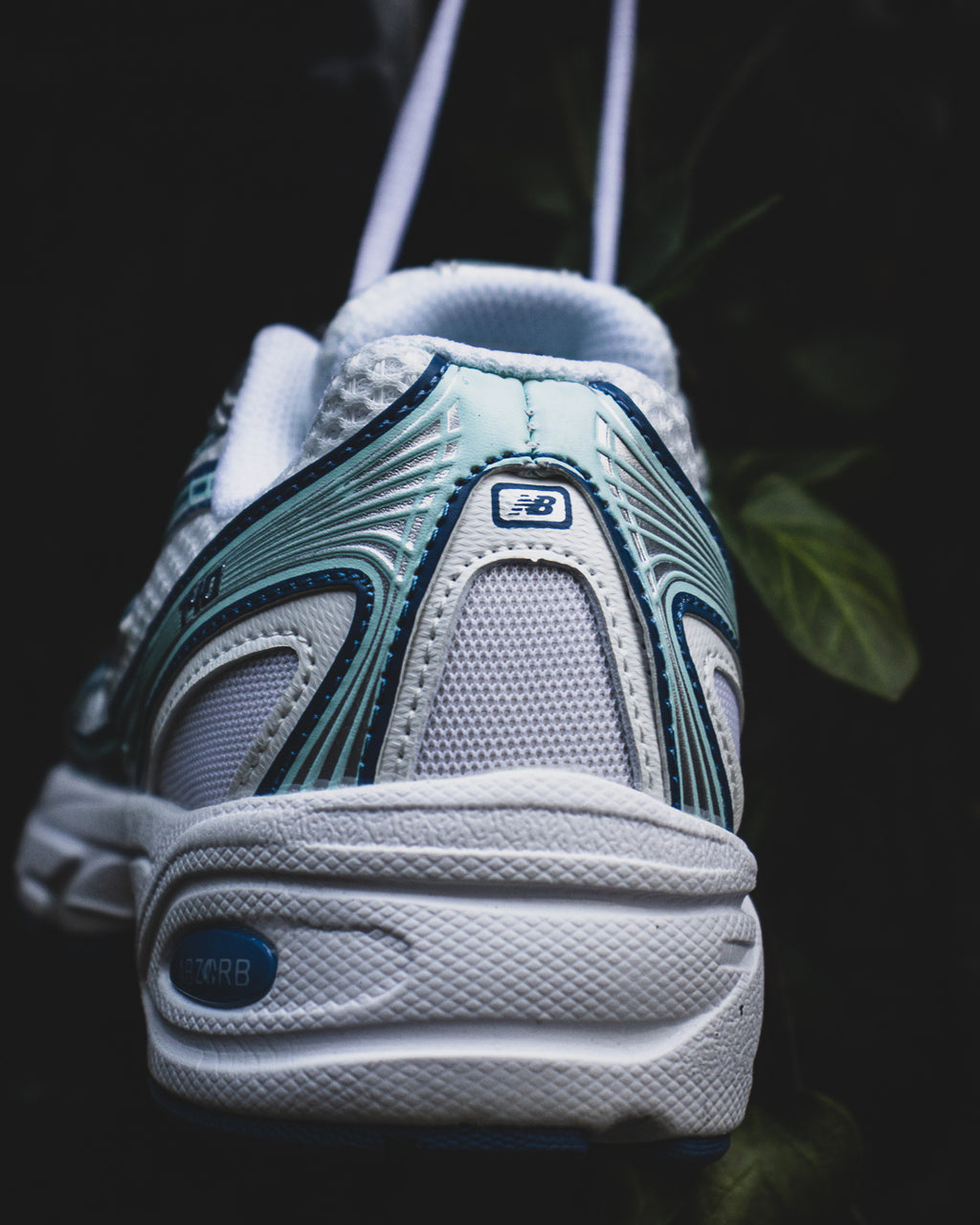 New Balance 740 Wide