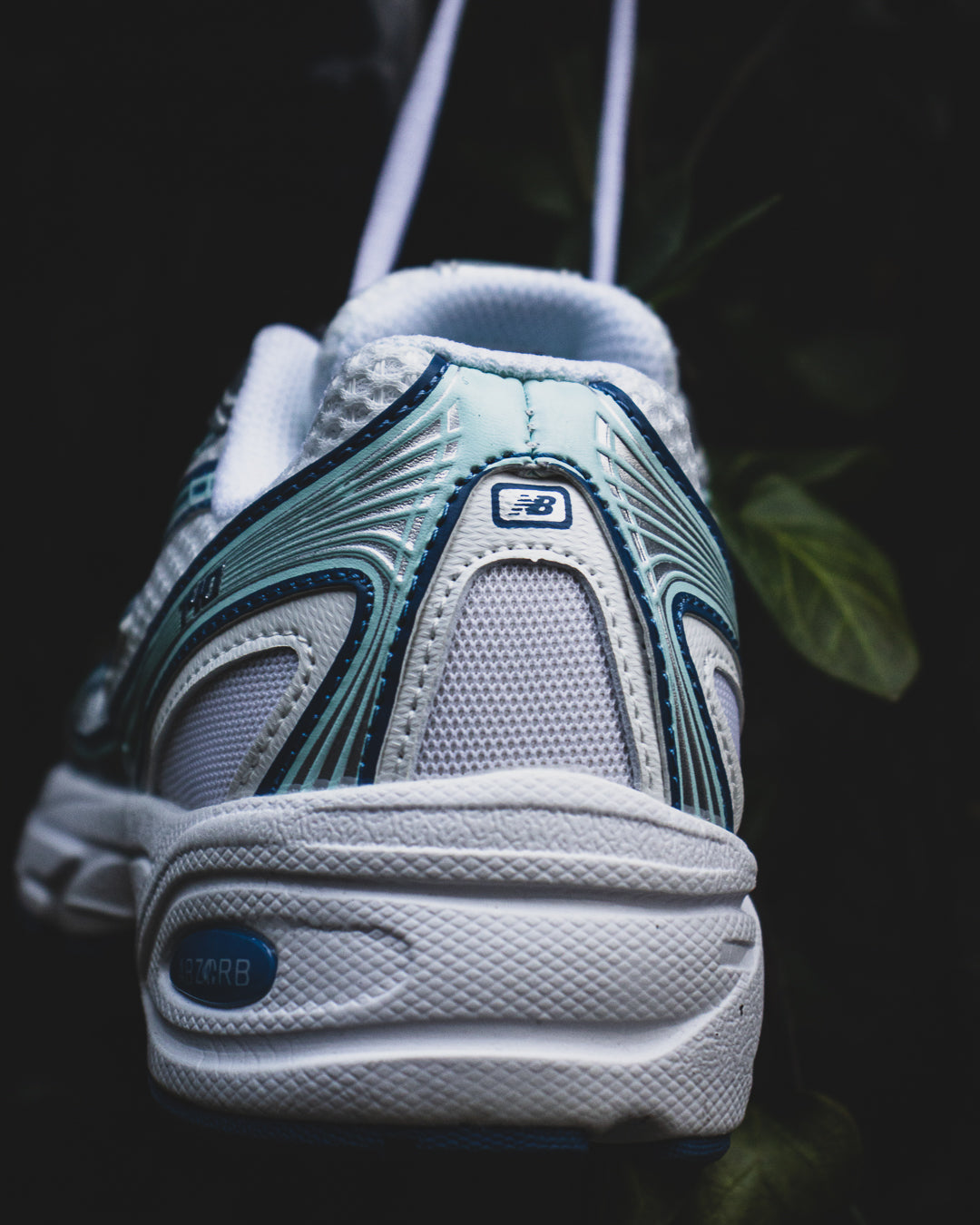 New Balance 740 Wide