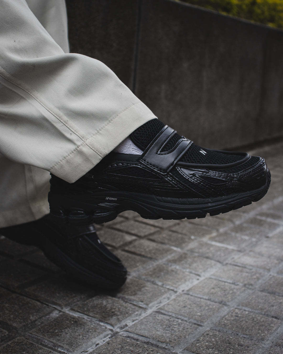 New Balance 1906L Black