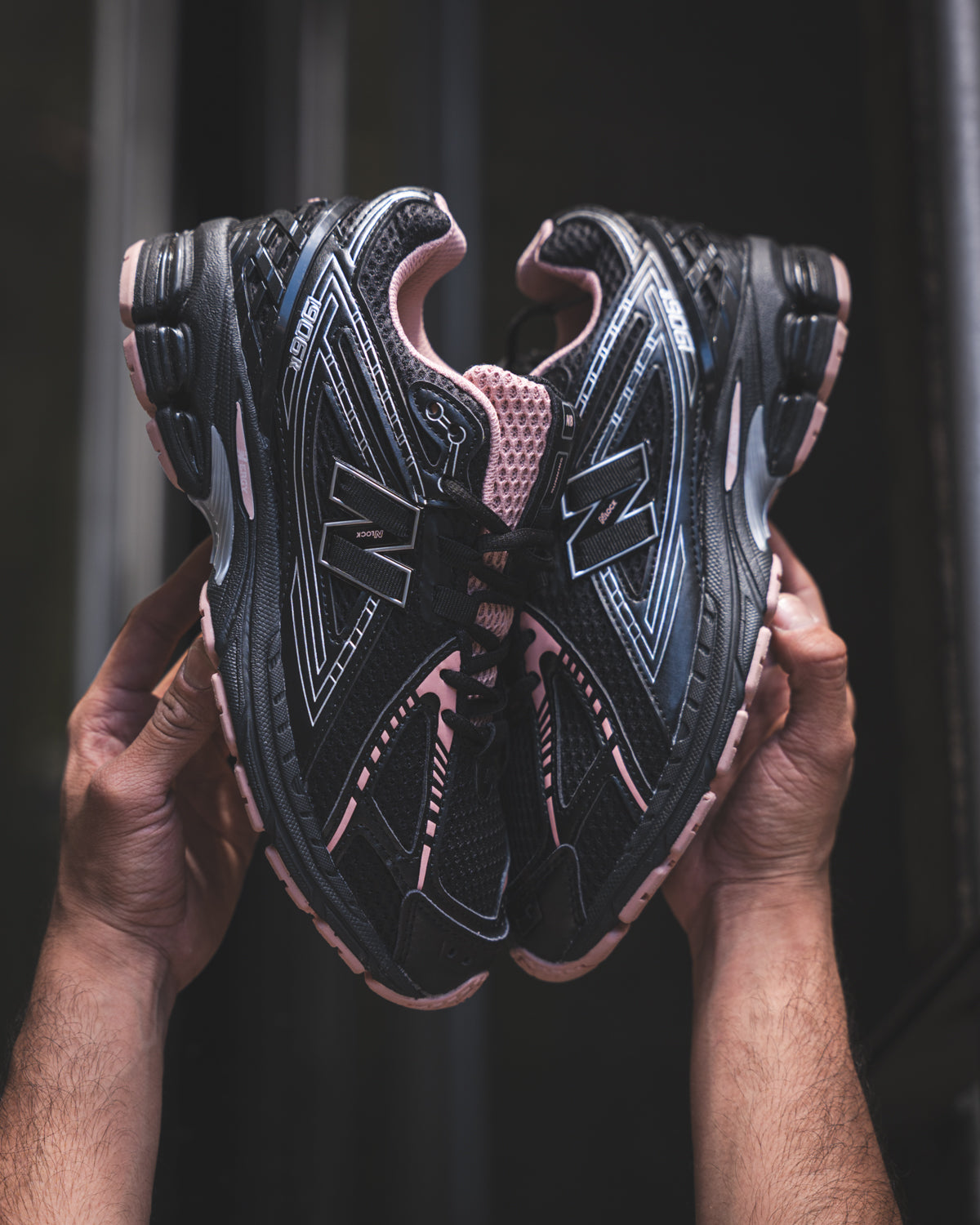 New Balance 1906R Eclipse Pink Taffy Black Cement