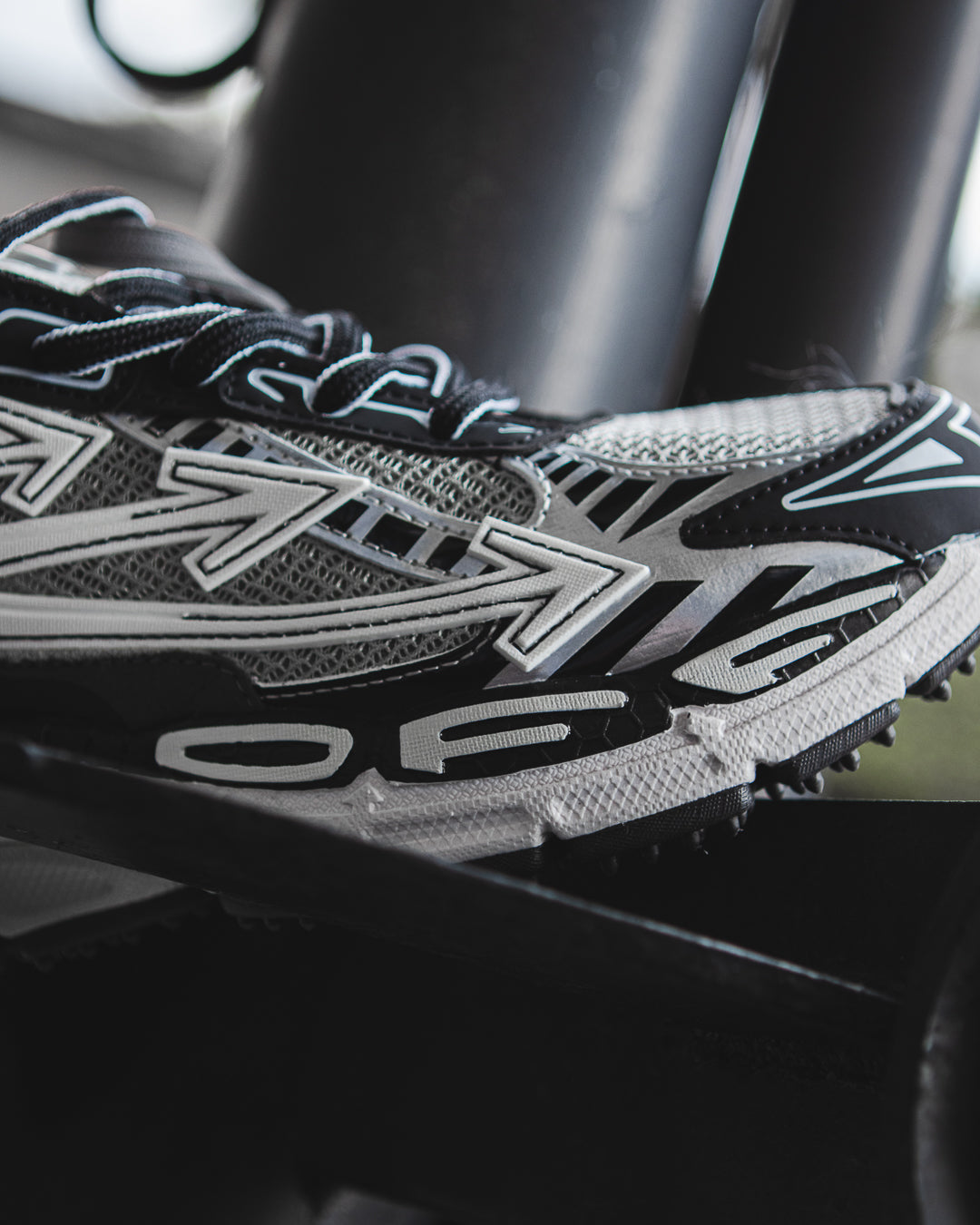 Off-White Be Right Back