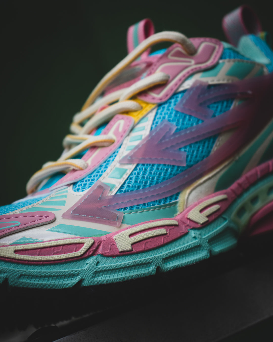 Off-White Be Right Back G5