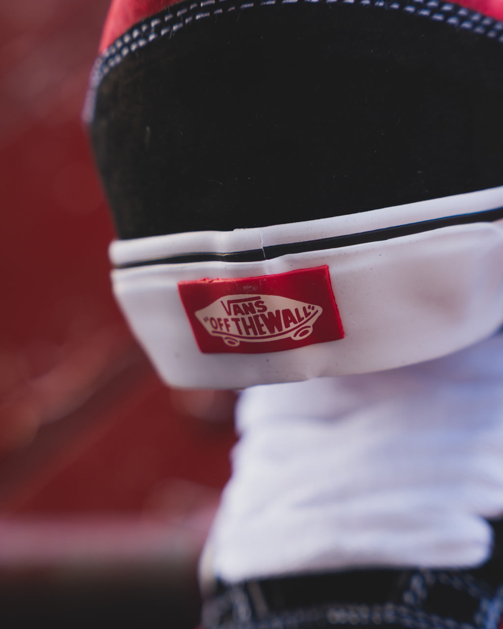Vans Knu Skool "Black/Racing Red"