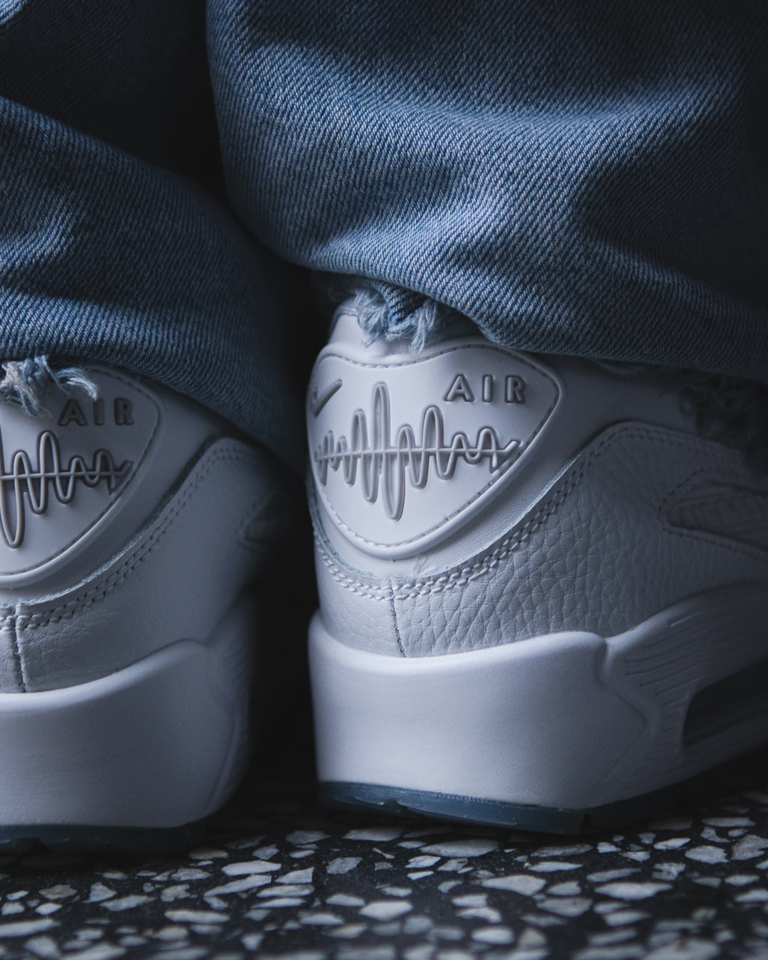 Nike Air Max 90 "Metallic Gold"