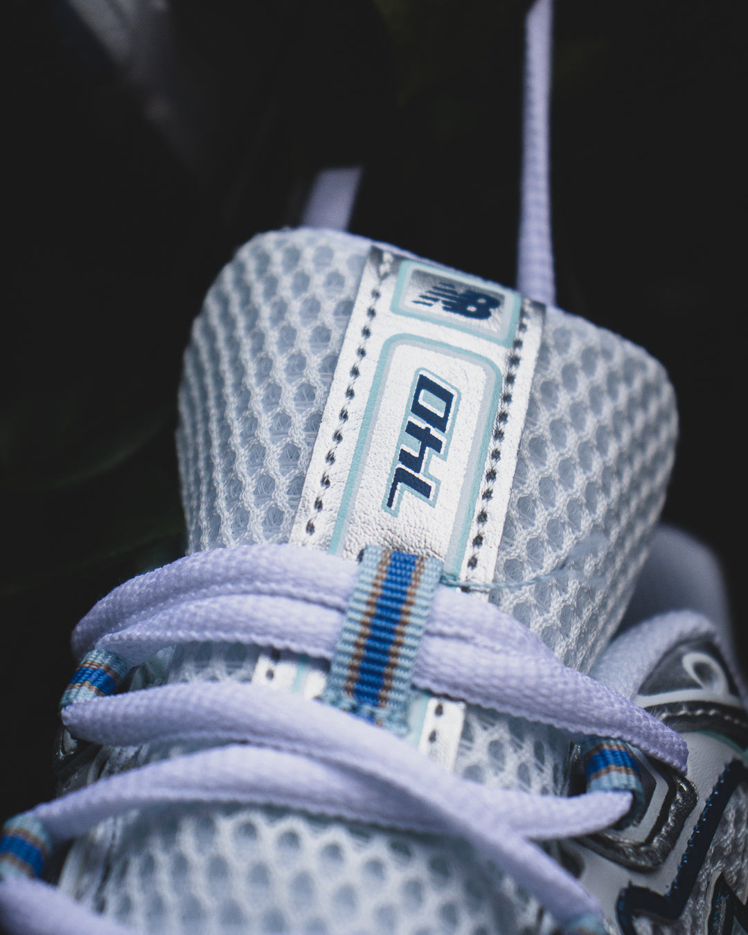 New Balance 740 Wide