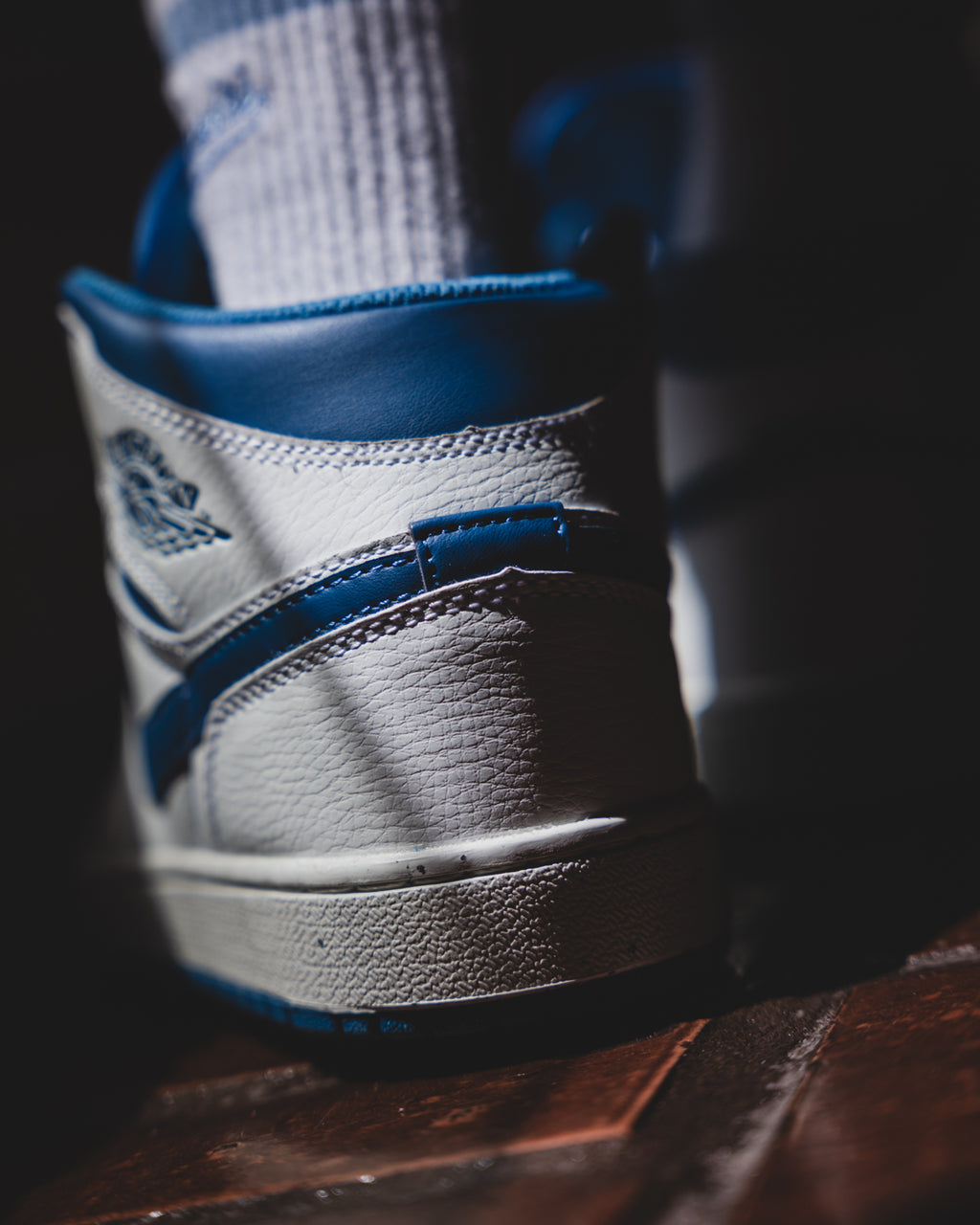 Air Jordan 1 Mid SE "Industrial Blue"