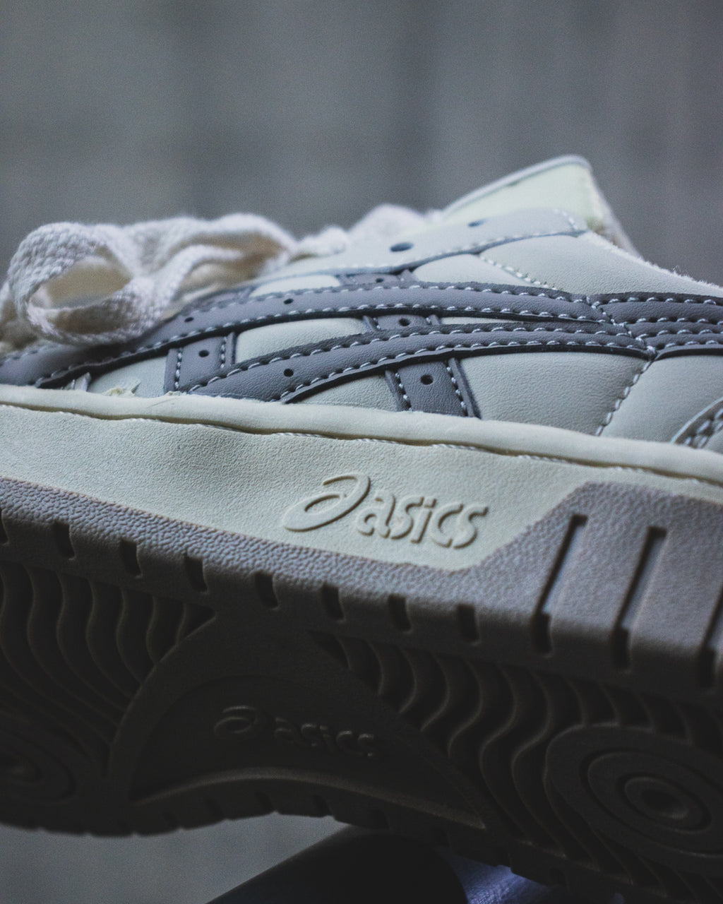 Asics Court MZ