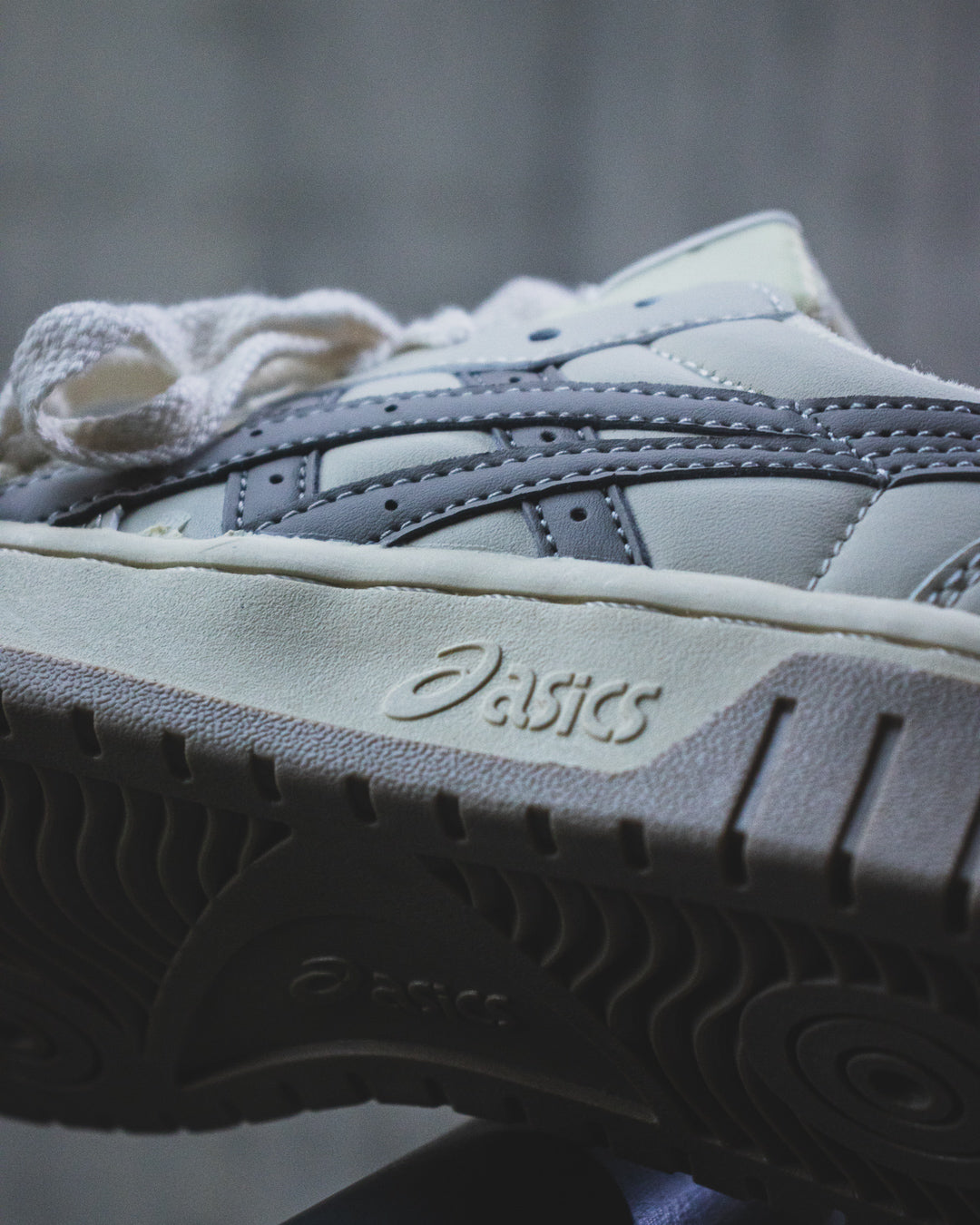 Asics Court MZ