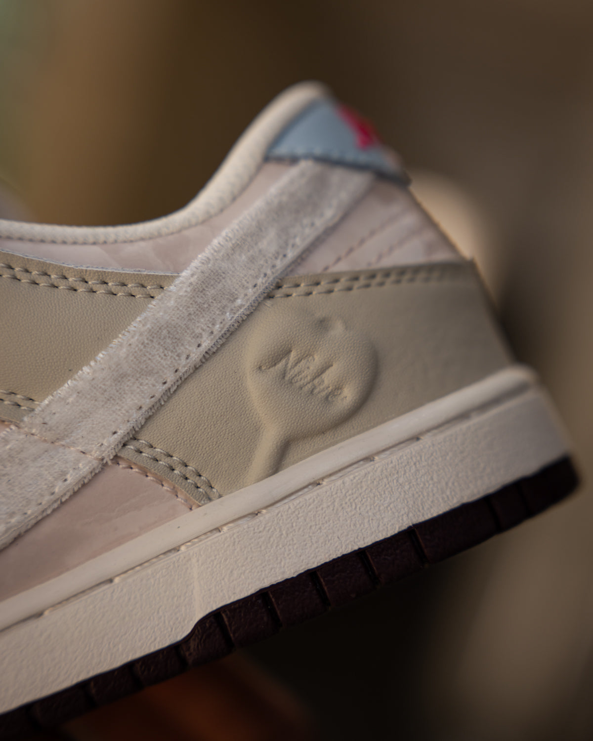 Nike SB Dunk Low "City of Love"