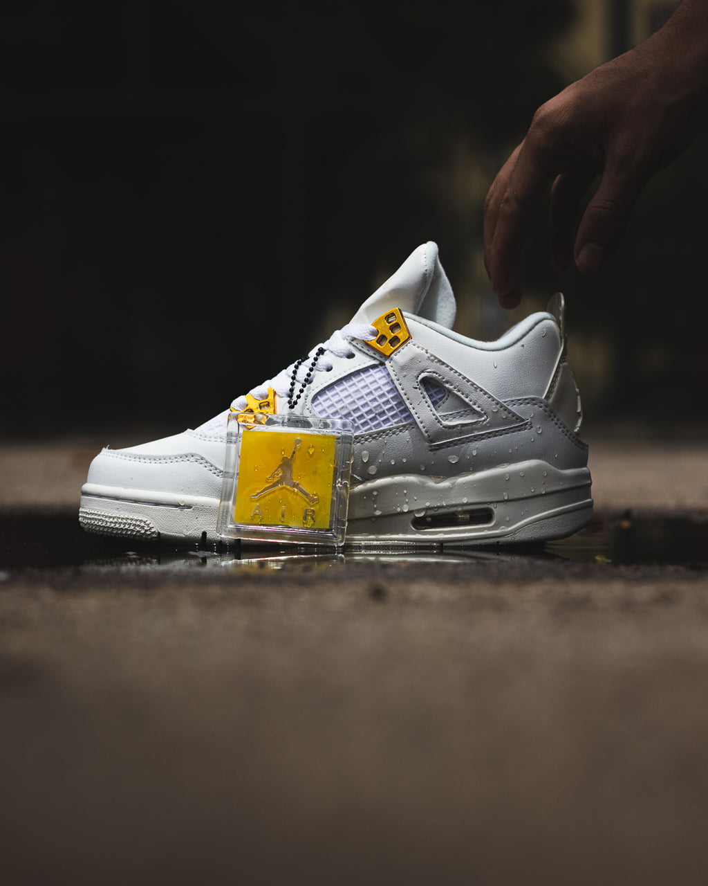 Nike Air Jordan 4 “Metallic Gold”
