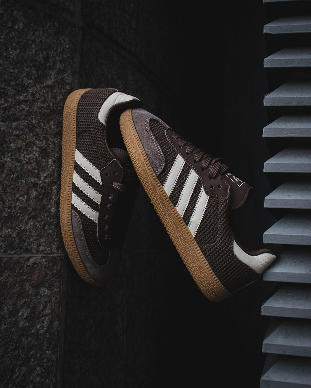 Adidas Samba color "Earth Strata/Wonder White"
