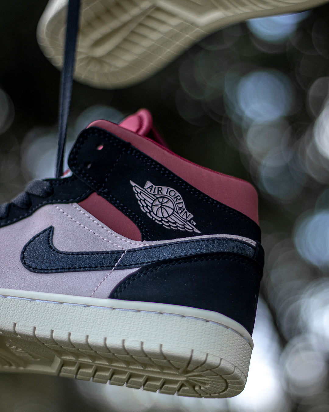 Nike Air Jordan 1 Mid "Canyon Rust"