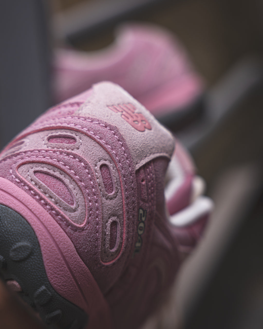 New Balance 204L "Pastel Pink"