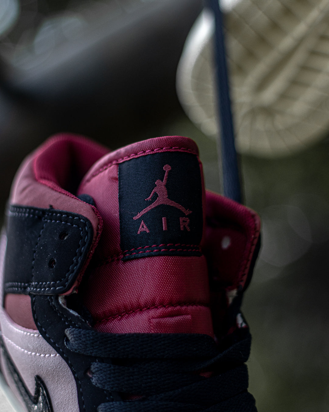 Nike Air Jordan 1 Mid "Canyon Rust"