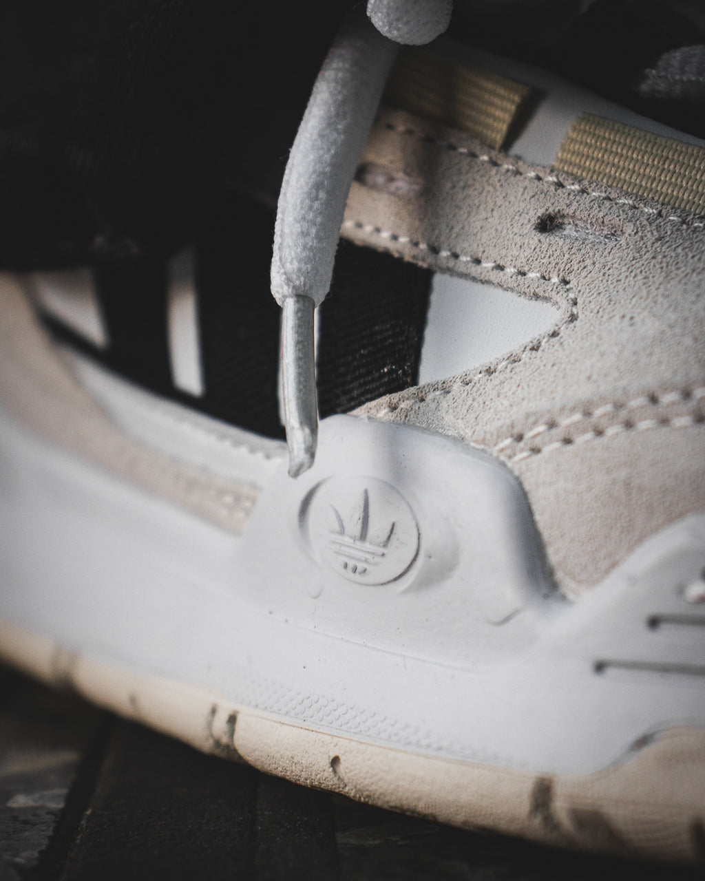 Adidas Adi2000 “White Black”