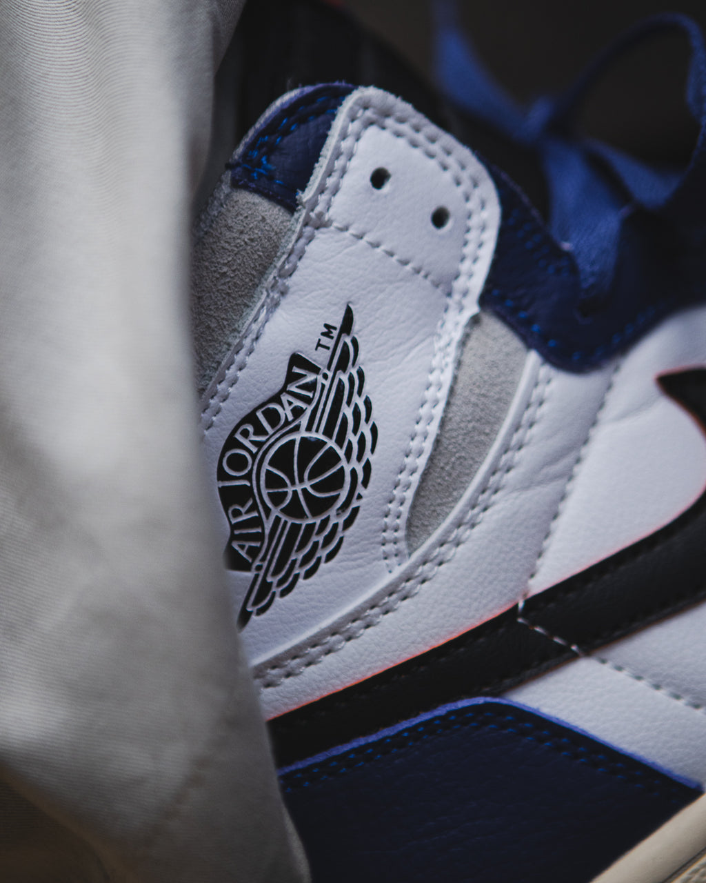 Jordan 1 Retro High OG "Rare Air"
