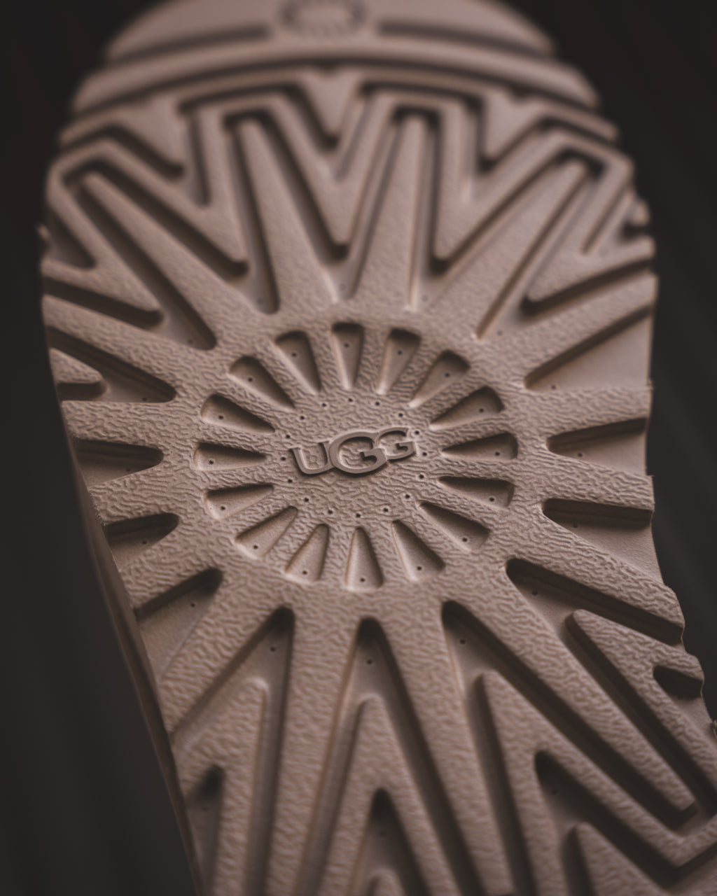 UGG Tazz Sun Stitch