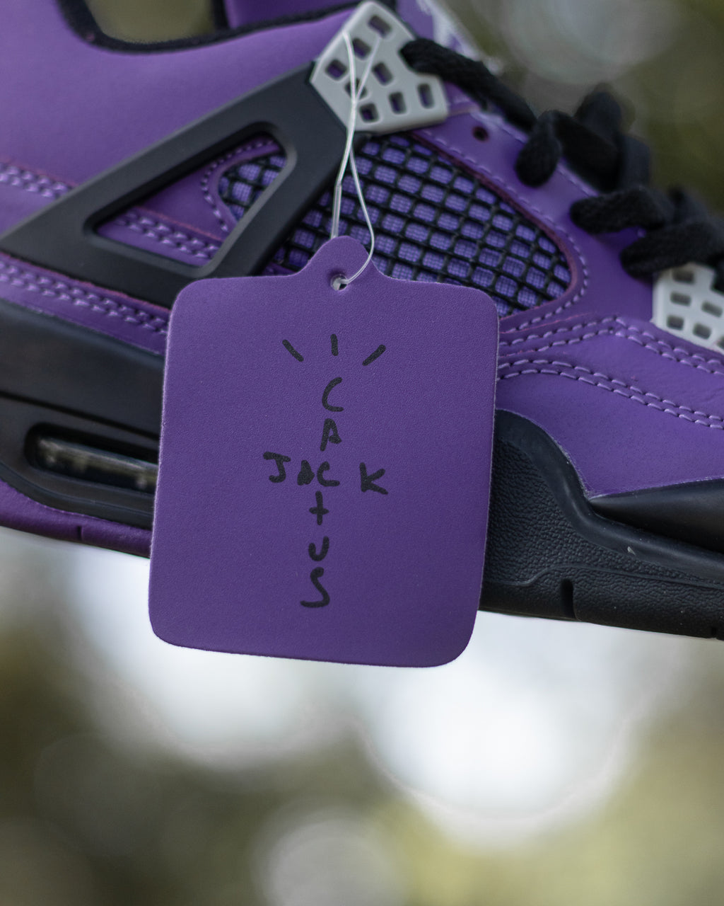 Nike Air Jordan 4 Retro x Travis Scott "Purple Suede"