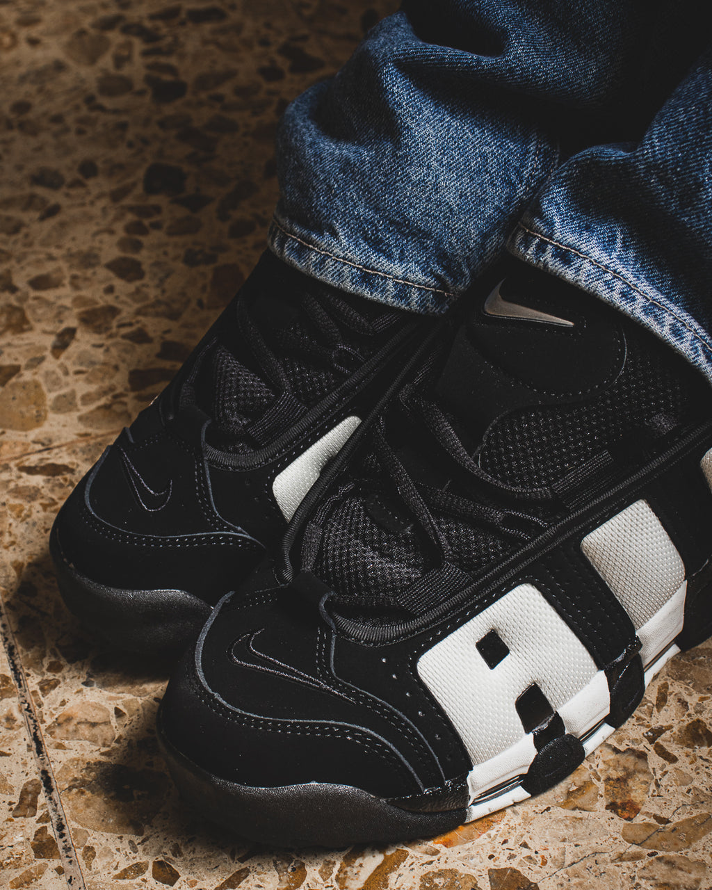 Nike Air More Uptempo Low Black