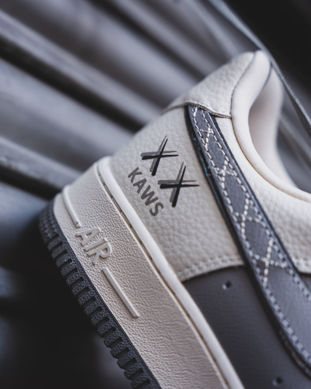Nike Air Force 1 "KAWS"