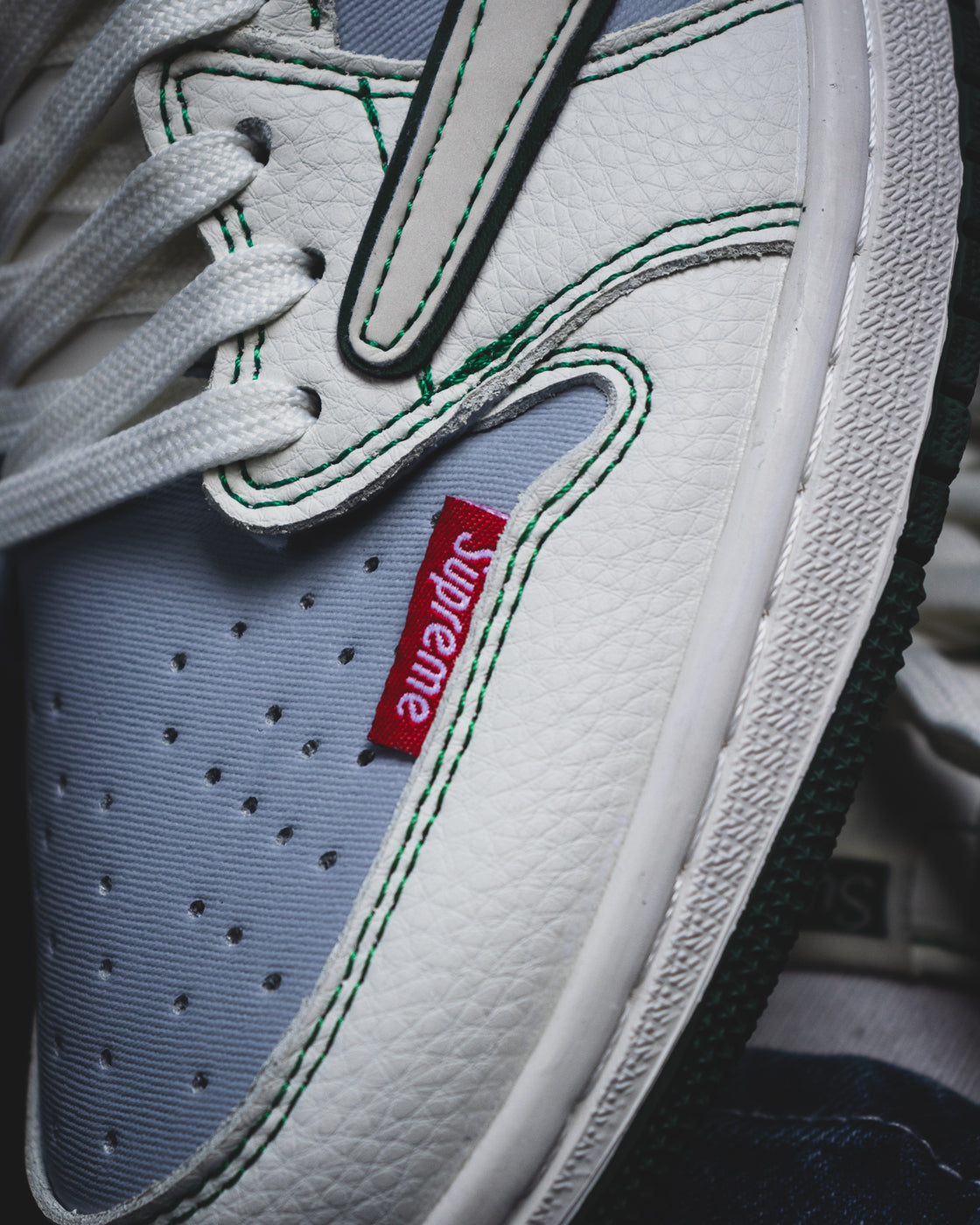 Supreme x Nike Air Jordan 1 Low