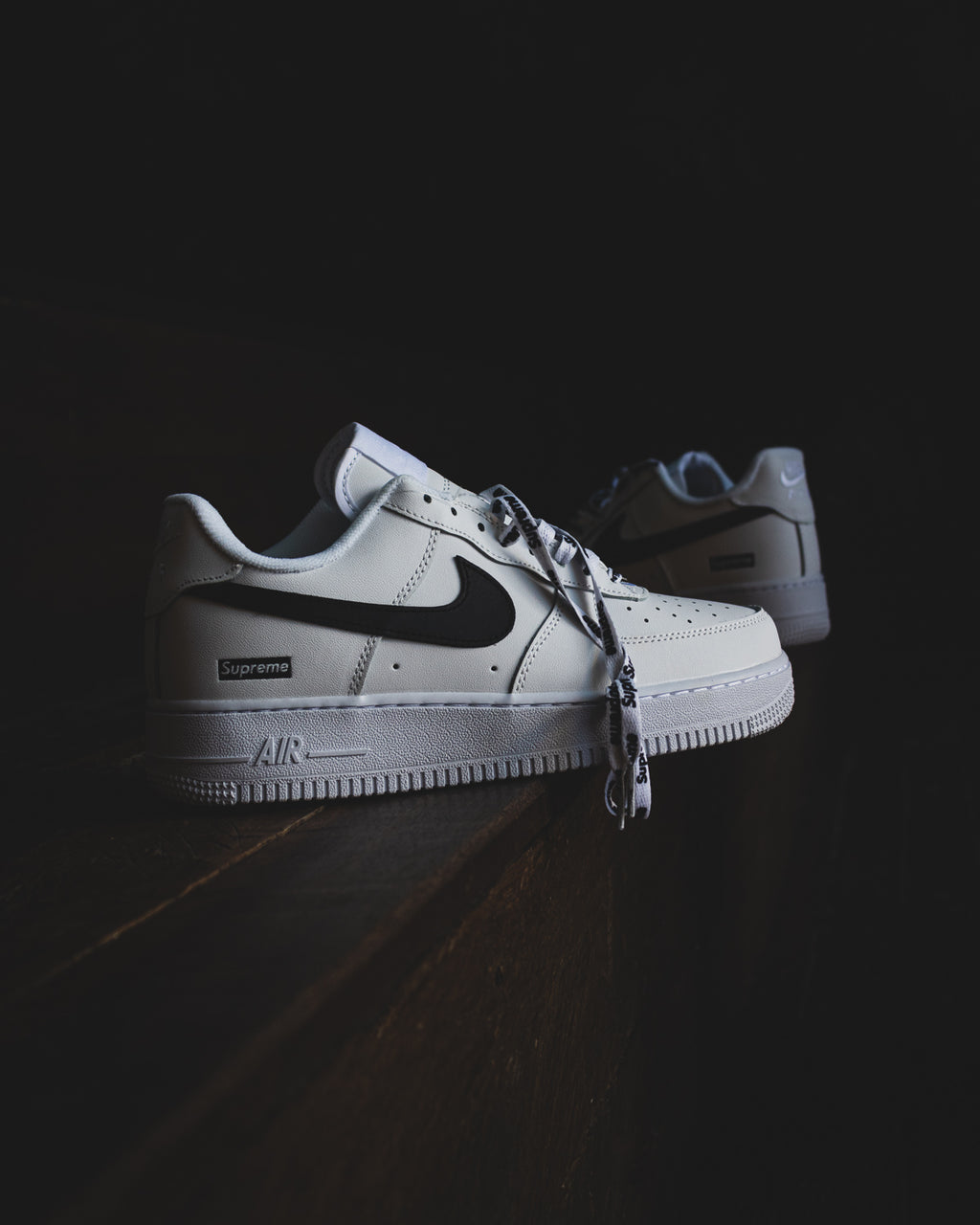 Nike Air Force 1 Low x Supreme