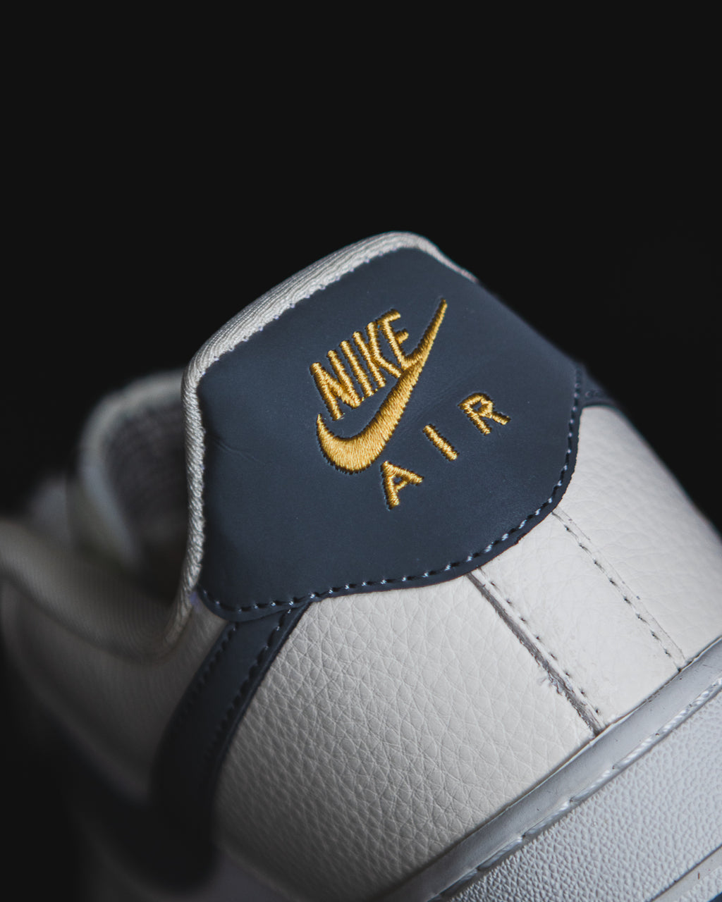 Nike Air Force 1 Low SP Undefeated 5 On It