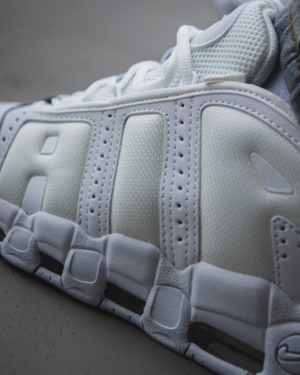 Nike Air More Uptempo Low