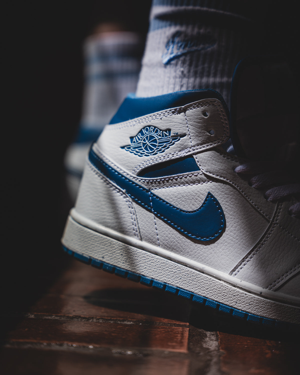 Air Jordan 1 Mid SE "Industrial Blue"