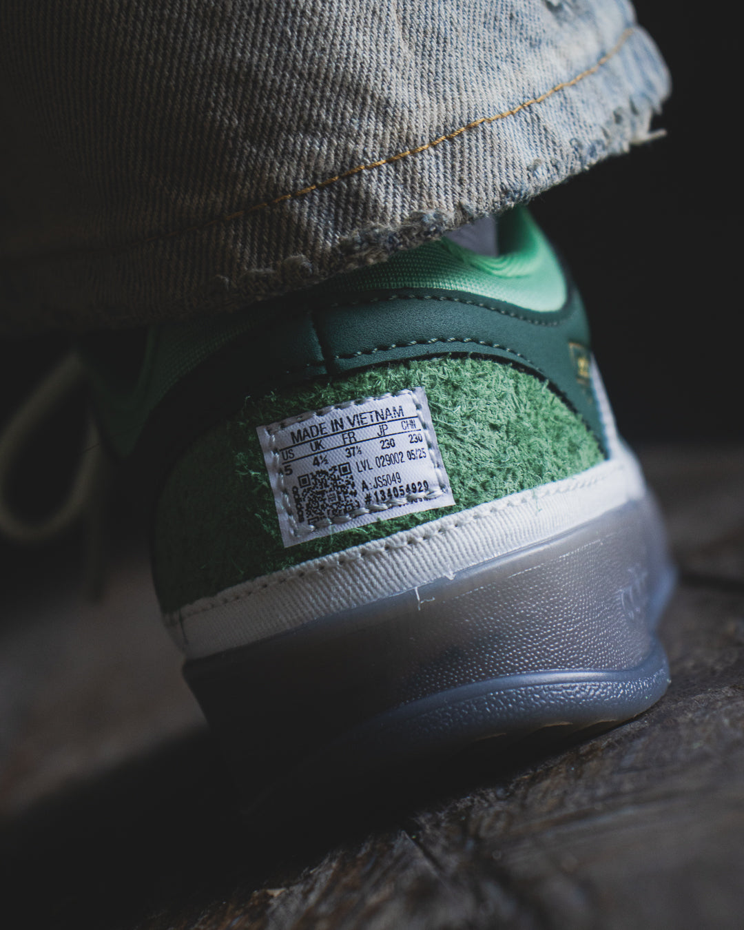 Adidas Gazelle Indoor Bad Bunny edición "El Yunque"