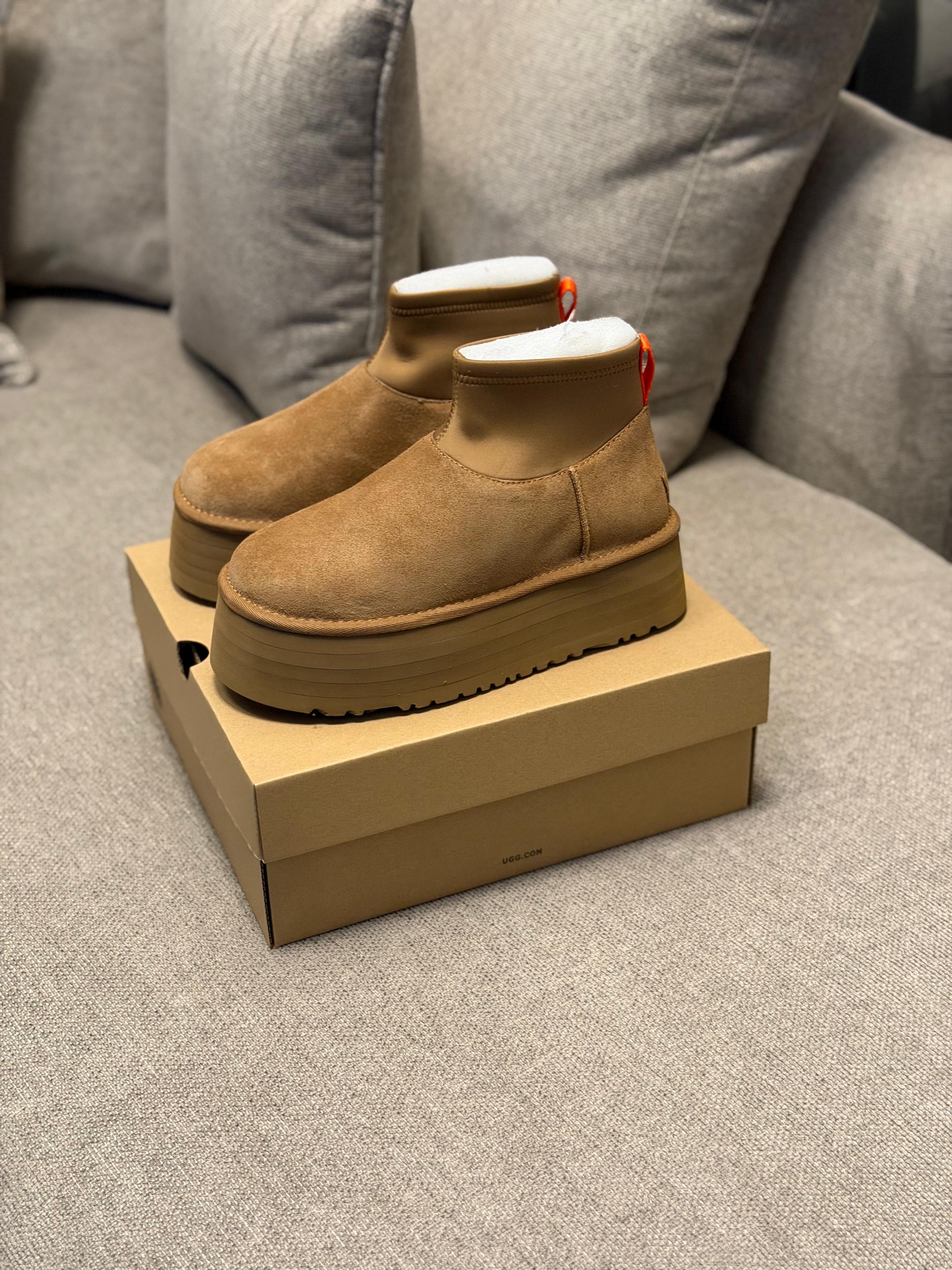 UGG Classic Mini Dipper