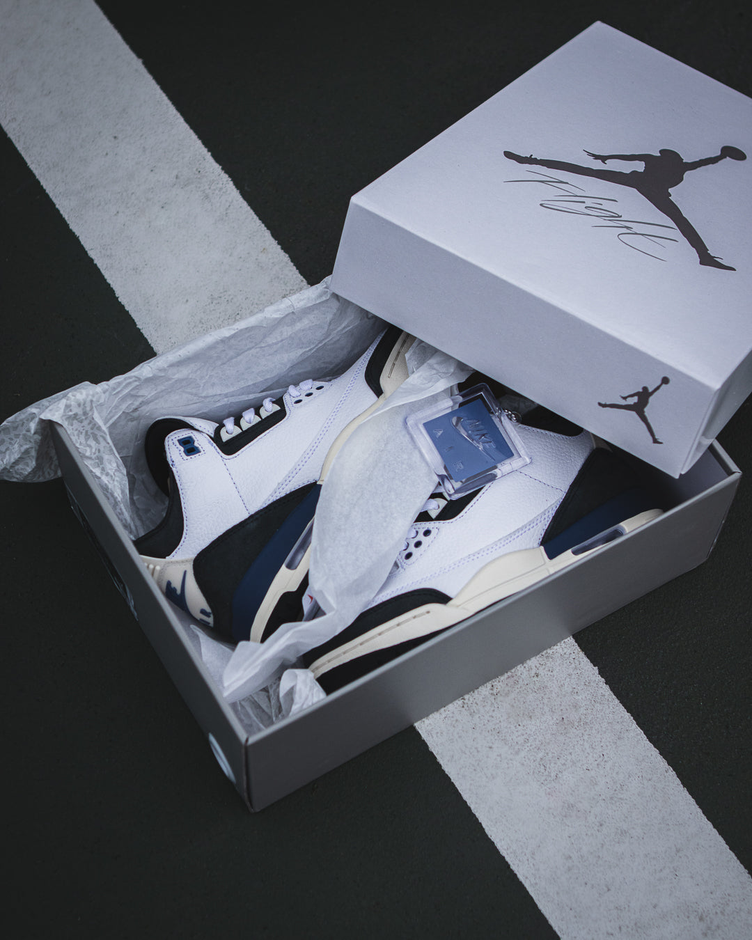Jordan 3 Retro OG SP A Ma Maniére "Diffused Blue" G5
