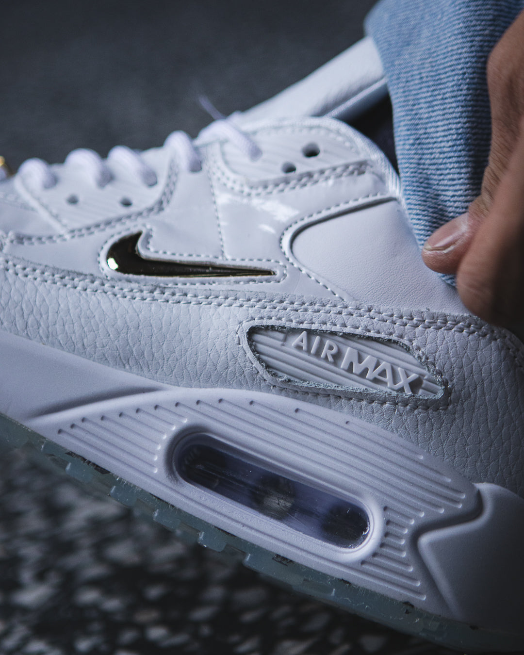 Nike Air Max 90 "Metallic Gold"