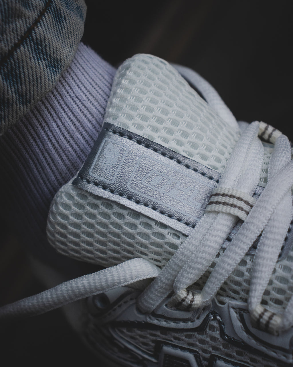 New Balance 740 “White/Silver Metallic”