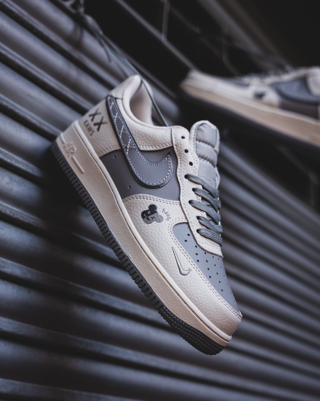 Nike Air Force 1 "KAWS"